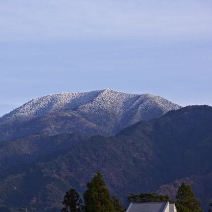 恵那山に雪が降った。