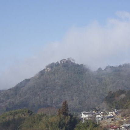 絶景山城日本一苗木城跡、別名霞が城。