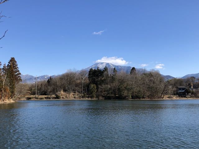 神谷池からの恵那山