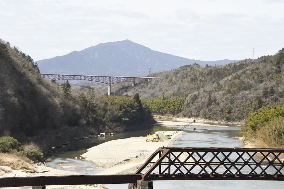 北恵那鉄橋は来年100歳です。