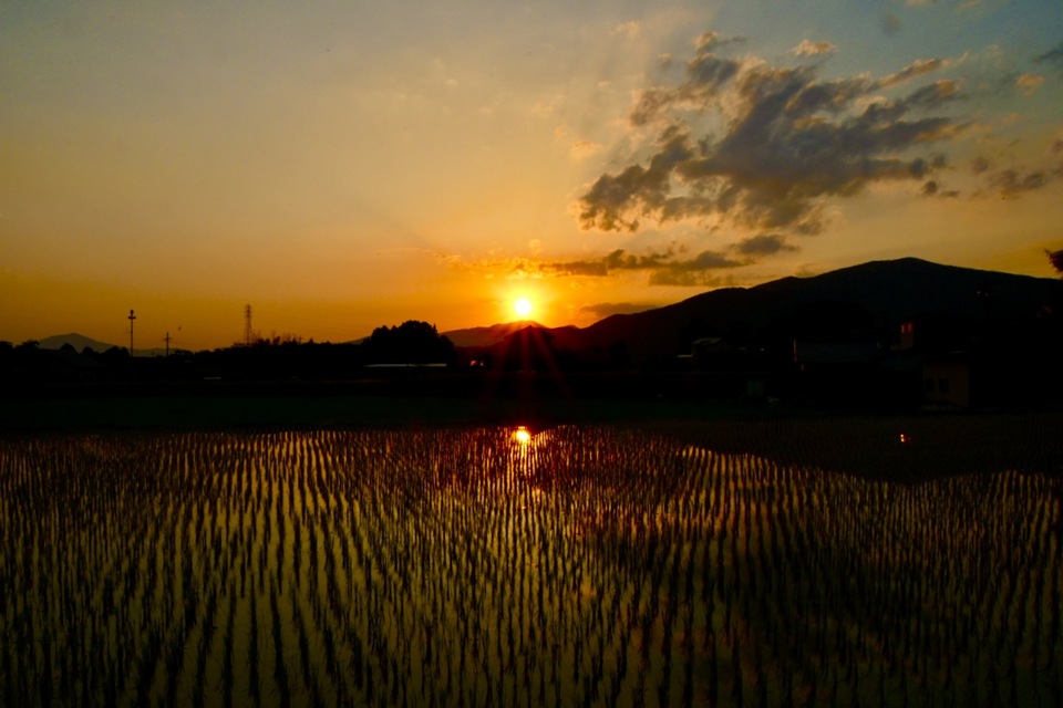 福岡二ッ森山に沈む夕日