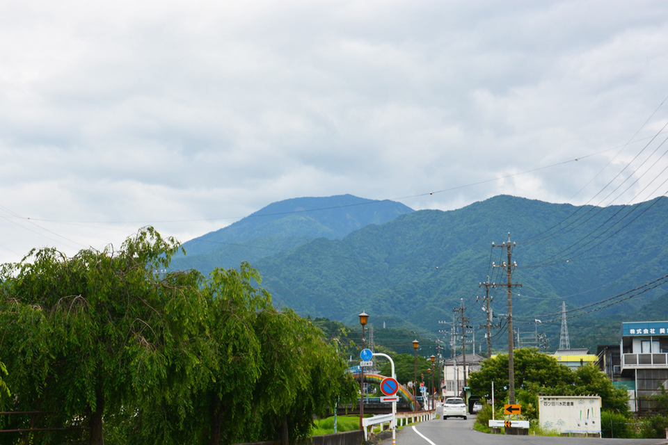 曇っていても恵那山見えます！