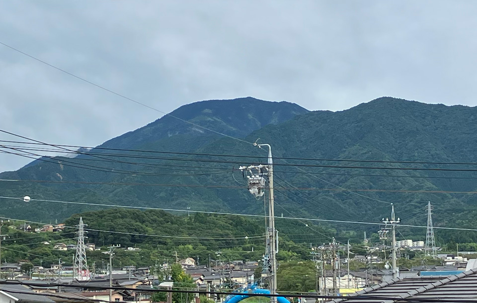 雨上がりの恵那山